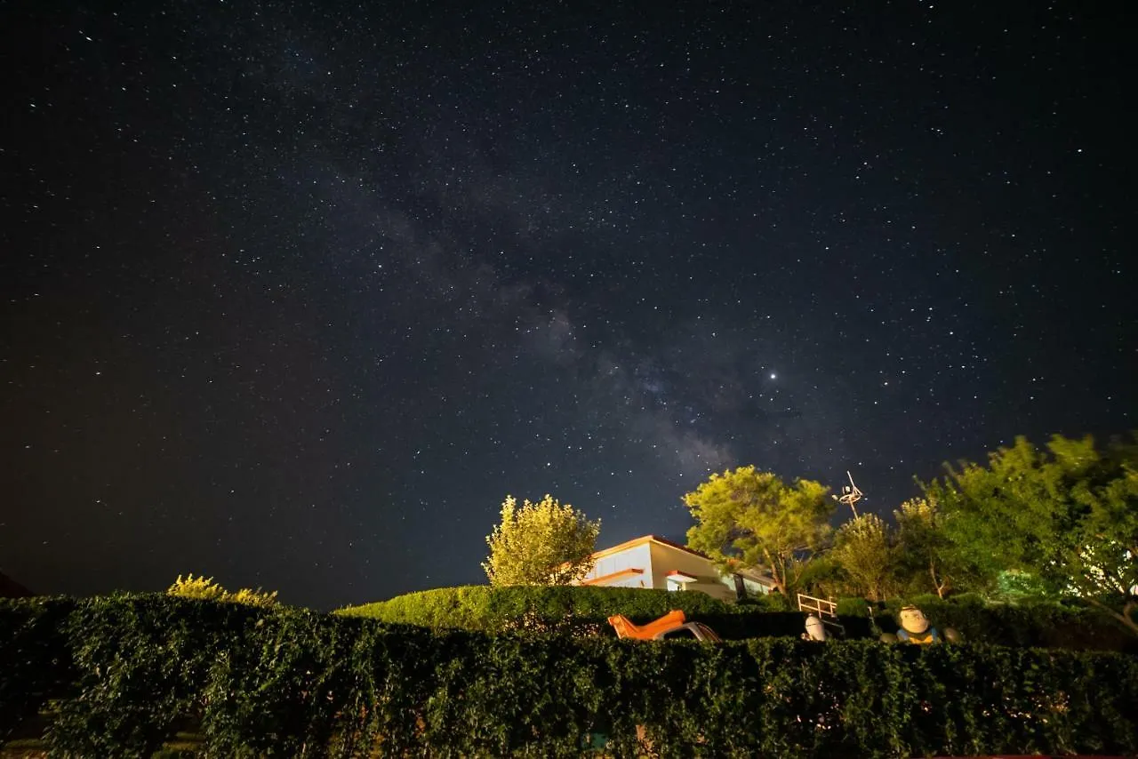 Mint Tarika Resort Чейл